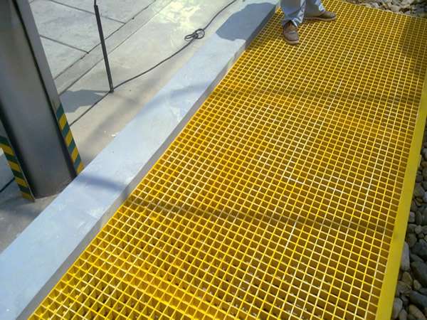 玻璃鋼格柵板廠家直銷-玻璃鋼格柵多少錢一平？